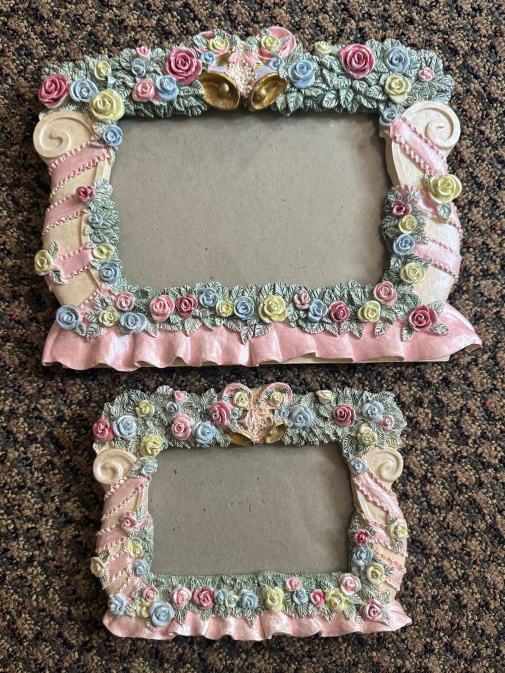 Vintage Rose and Bell Picture Frame Set